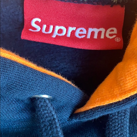 Supreme Sweater - Picture 3 of 3